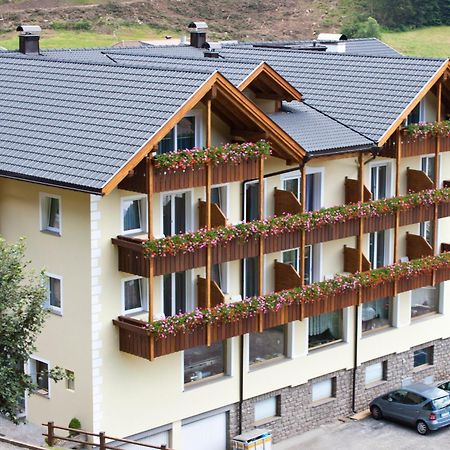 Отель Christeinerhof Santa Cristina Val Gardena Экстерьер фото