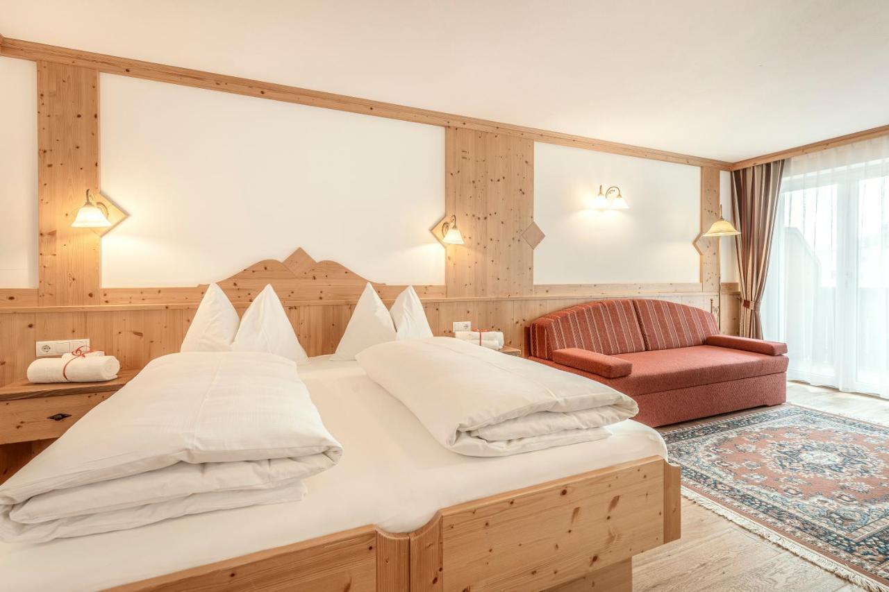 Отель Christeinerhof Santa Cristina Val Gardena Экстерьер фото