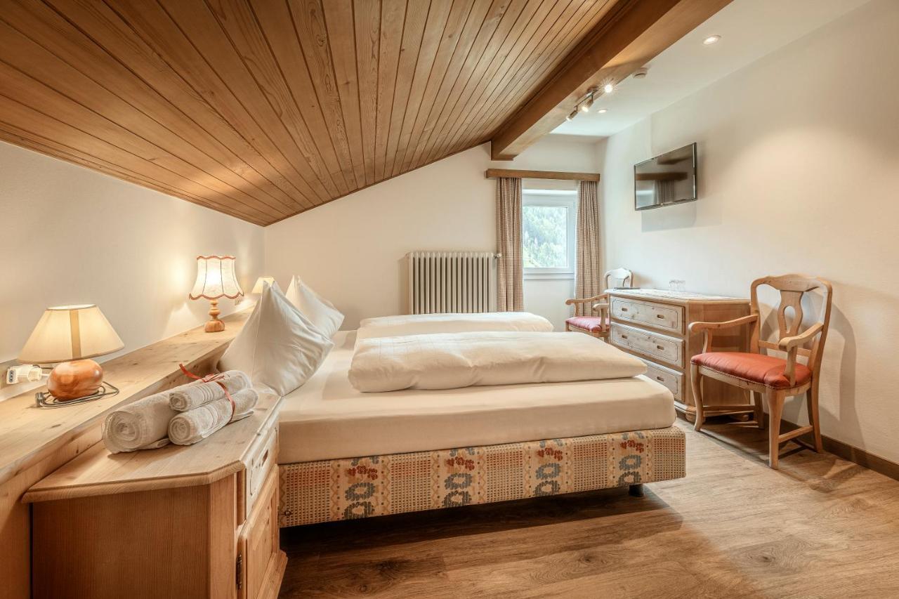 Отель Christeinerhof Santa Cristina Val Gardena Экстерьер фото
