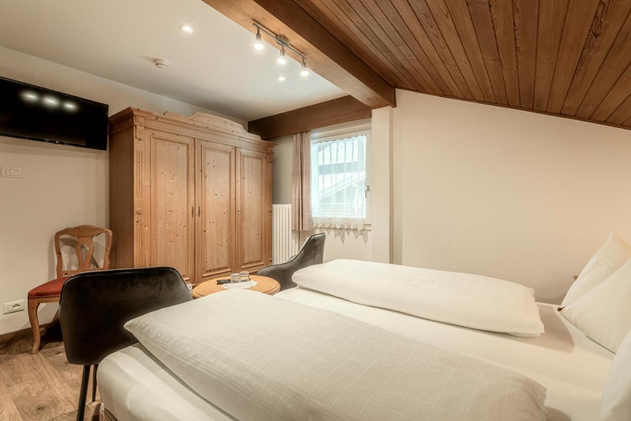 Отель Christeinerhof Santa Cristina Val Gardena Экстерьер фото