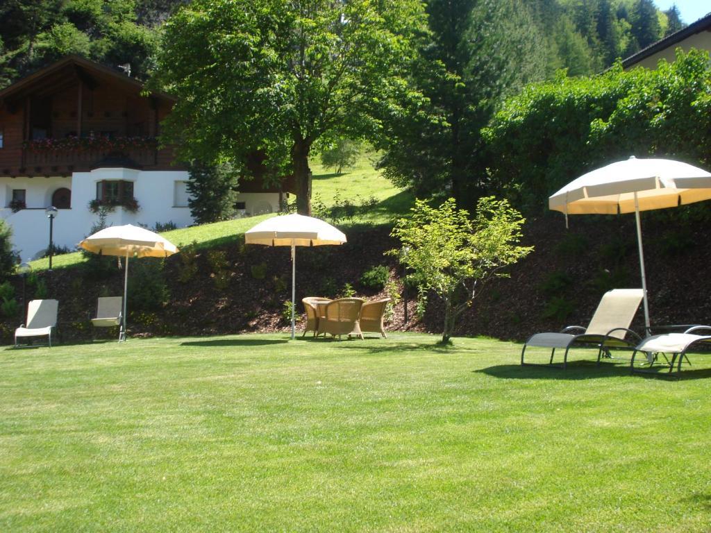 Отель Christeinerhof Santa Cristina Val Gardena Экстерьер фото